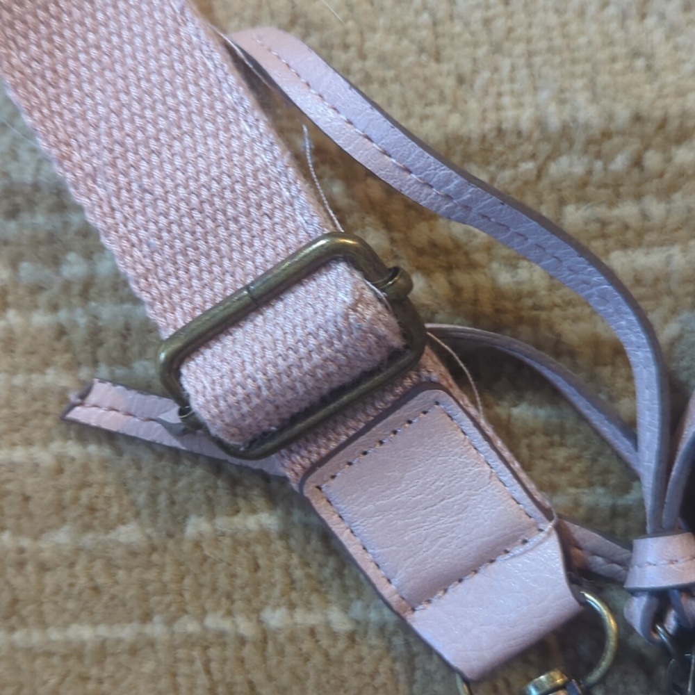 Pink Purse - Picture 9 of 10